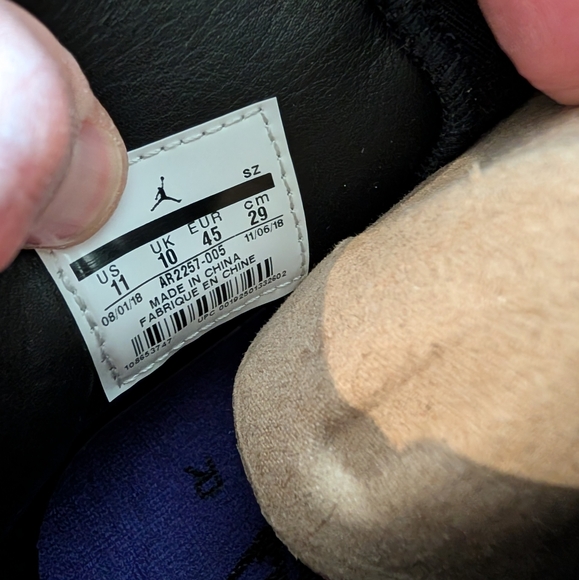 Jordan 6 Social Status - Picture 8 of 9